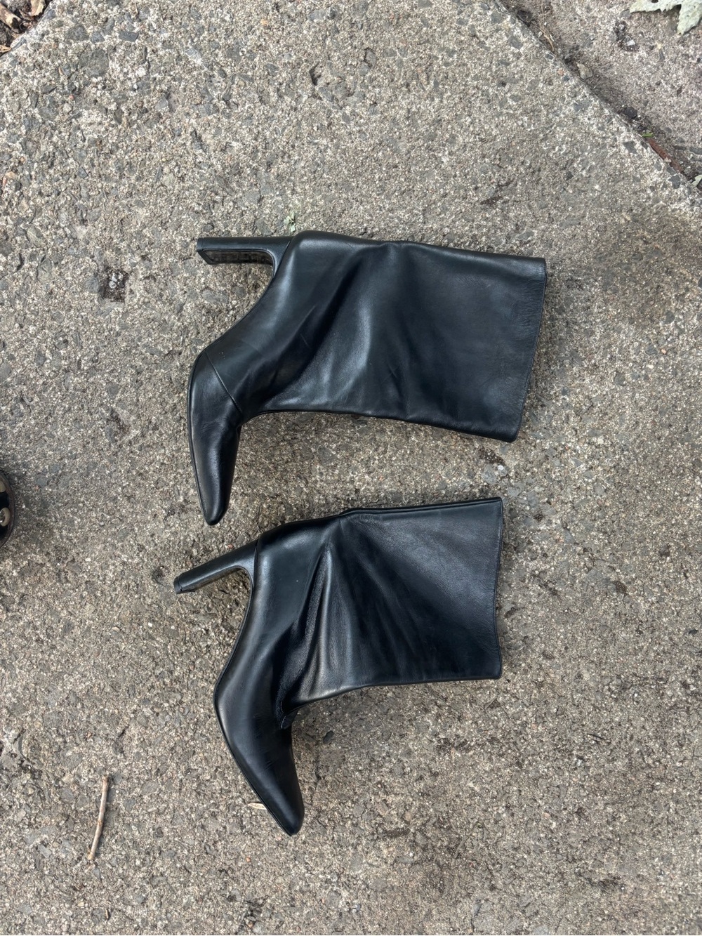 Dorothe Schumacher chic sophistication leather ankle boots